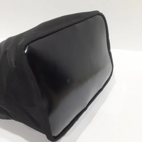 vintage gucci nylon, leather, and bamboo hobo - Picture 6 of 12